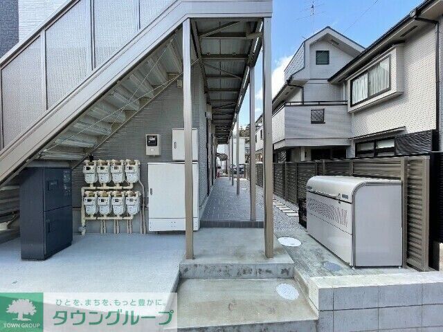 エントランス　バルコニー