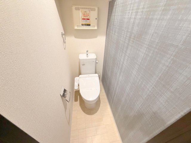トイレ　綺麗なトイレにはウォシュレット標準装備です。