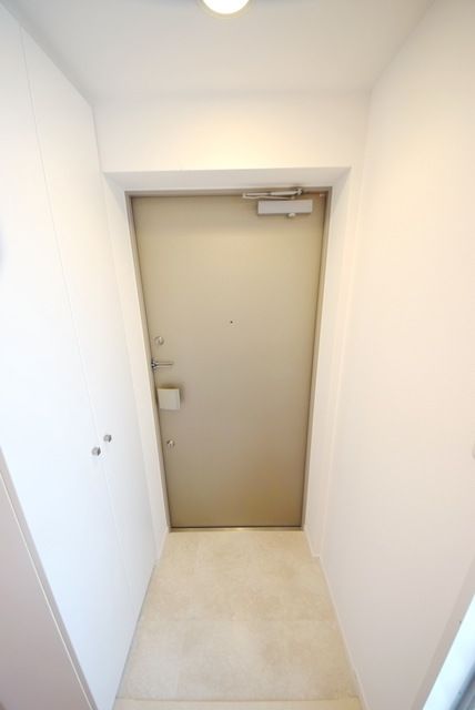 玄関　お問合せは(株)タウンハウジング赤坂店へ【03-5563-…