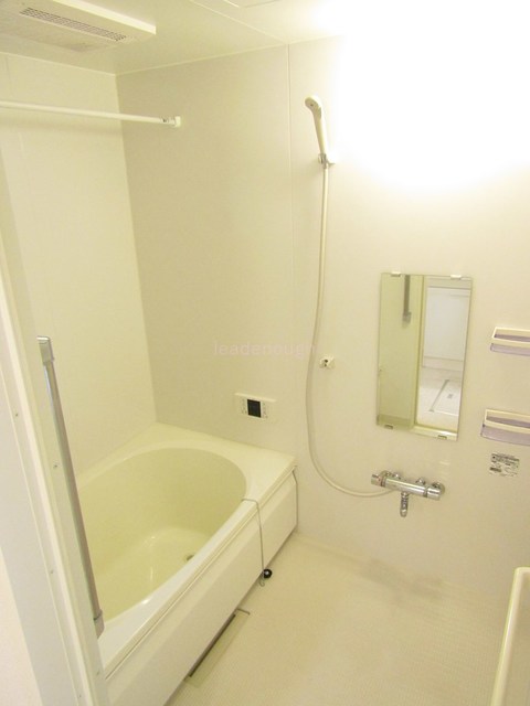 バス・シャワールーム　同建物別部屋写真