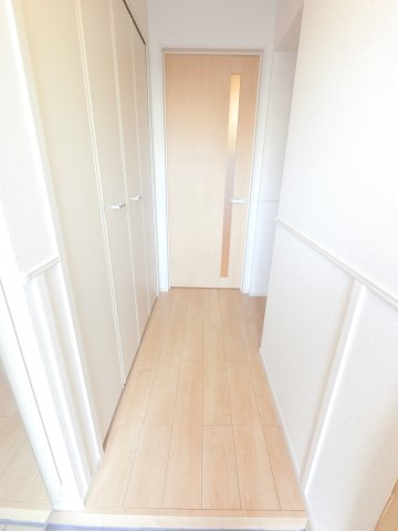 玄関　※同タイプになります
