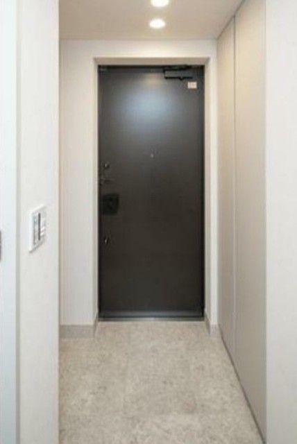 玄関　別部屋同仕様