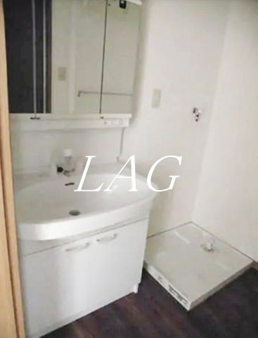 洗面設備　洗面台です。