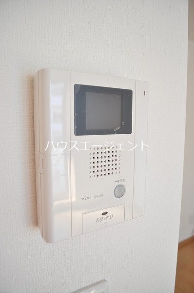 セキュリティ　モニター付インターホンです。※参考画像