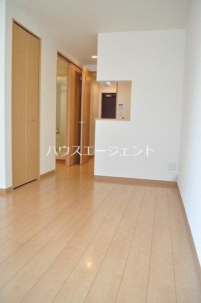 その他部屋・スペース　南向きのお部屋です。※参考画像