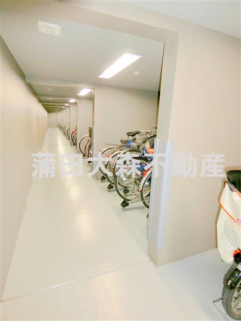 その他共有部分　屋根付き駐輪場
