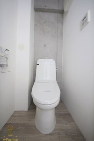 トイレ　SK TOWER心斎橋EAST
