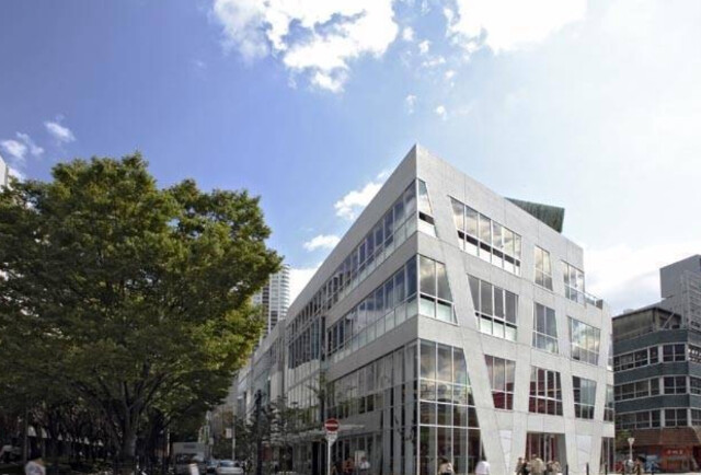 ショッピングセンター　アーバンテラス茶屋町（ショッピングセンター）まで727m