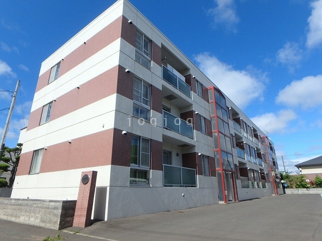 建物外観　ピュアＮ１９