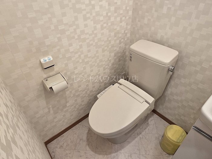 トイレ　同物件別部屋参考写真です