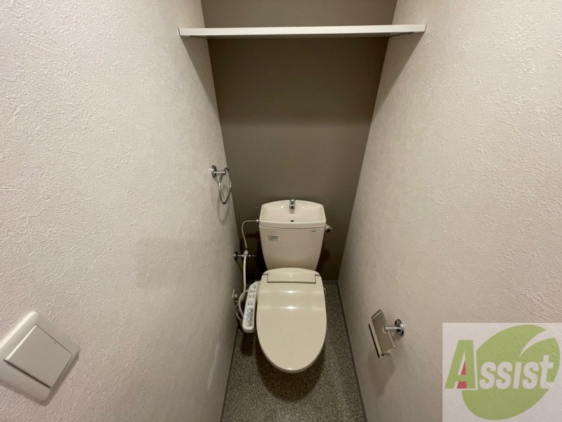 トイレ　トイレです。ウォシュレット付を探している方、おすすめです。