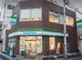 コンビニ　ファミリーマート南大塚三丁目店（コンビニ）まで110m