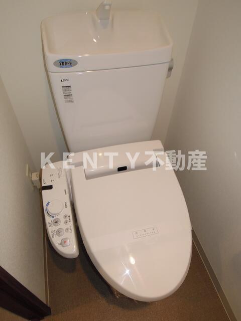 トイレ　落ち着いたトイレです