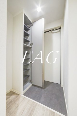 玄関　玄関です。
