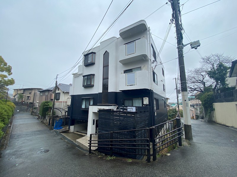 ブラントゥール芦屋の外観写真
