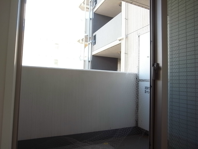 バルコニー　※別部屋の参考写真です。
