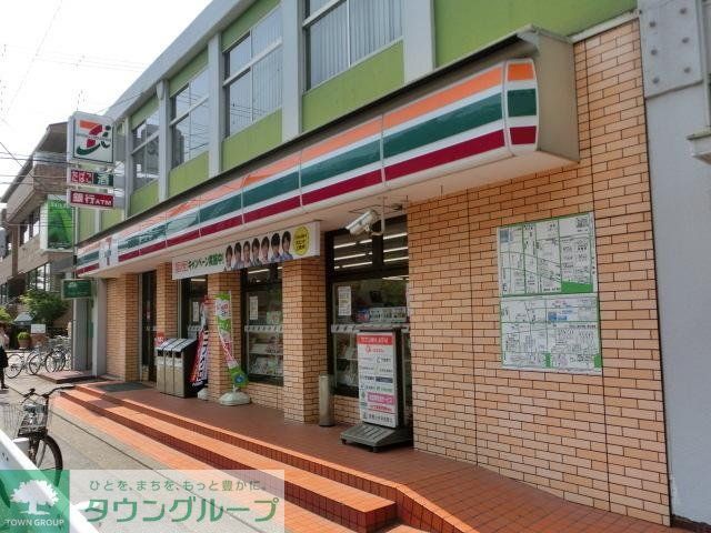 コンビニ　セブンイレブン（コンビニ）まで130m