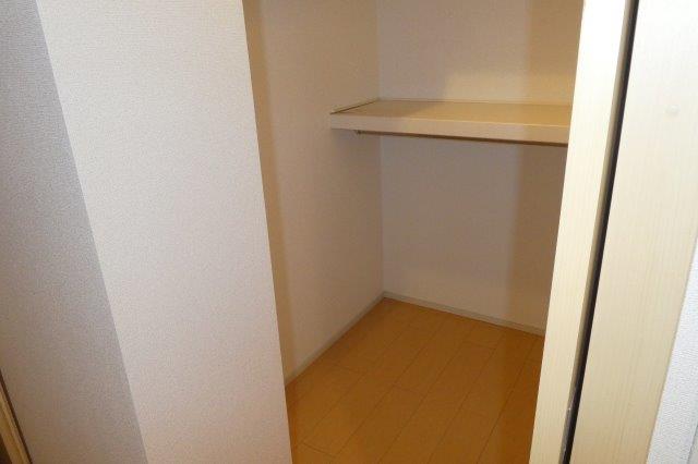 収納　ウォークインクローゼット