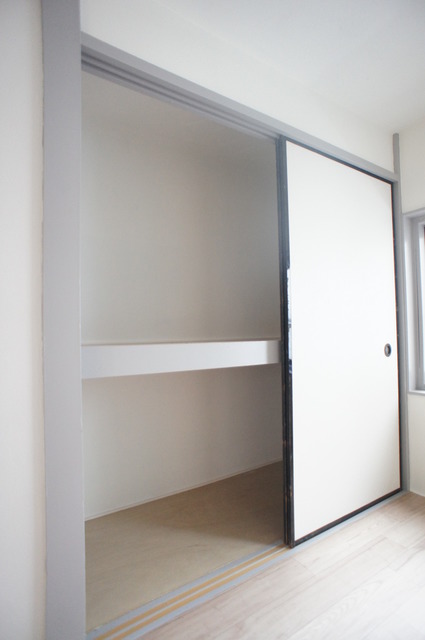 収納　奥行きのある収納があるのでお部屋がすっきり片付きますね☆