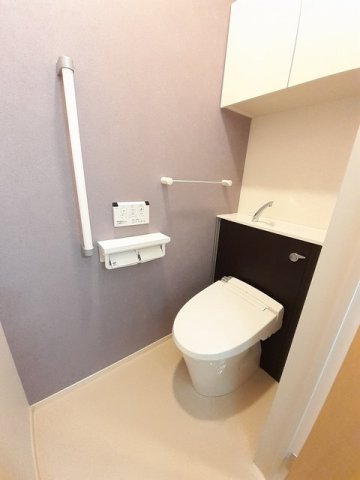 トイレ　トイレもきれいです