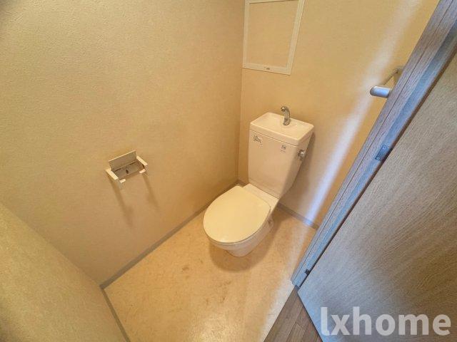 トイレ　コンパクトで使いやすいトイレです