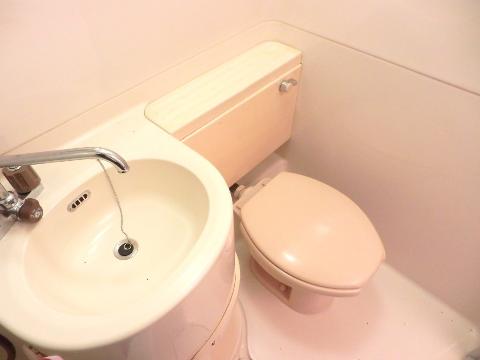 トイレ　トイレ