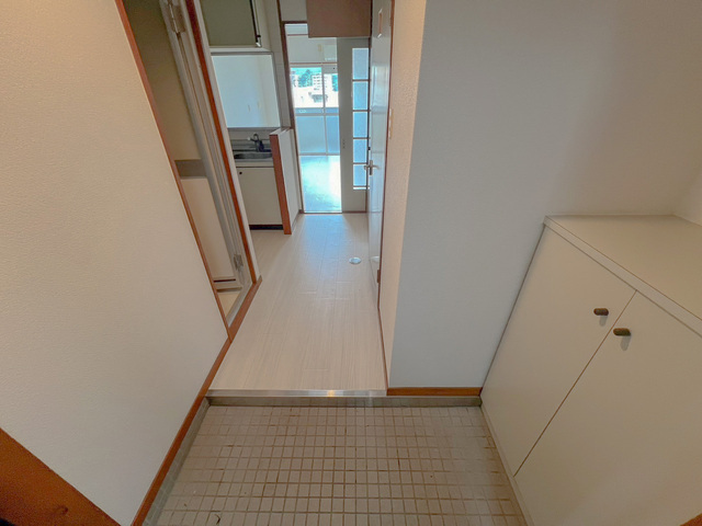 玄関　※別号室写真
