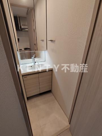 洗面設備　使いやすい洗面所です