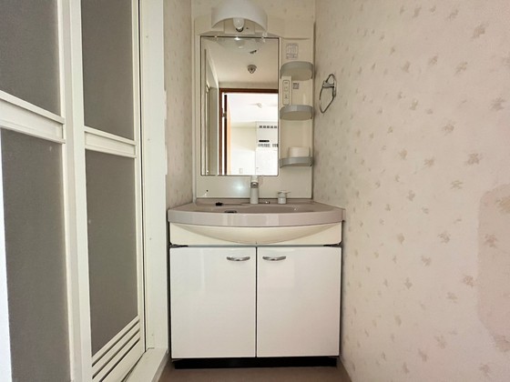 洗面設備　※別部屋の写真です