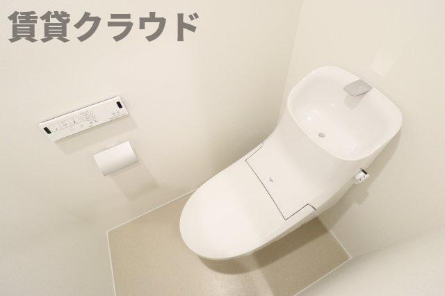 トイレ　清潔感のあるトイレです
