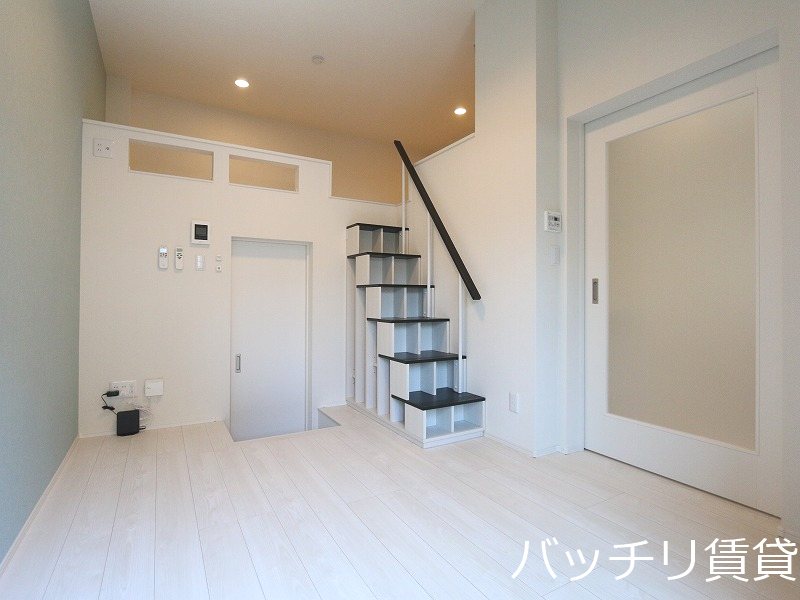 居室・リビング　建築中の為　同型タイプ現状優先