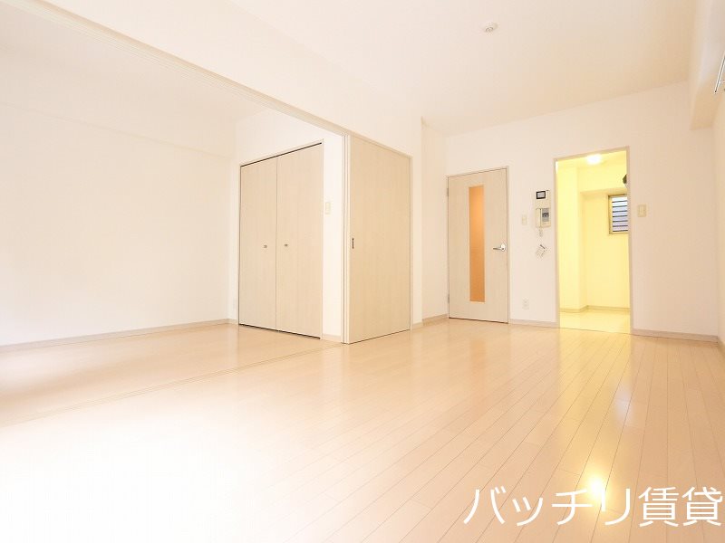 居室・リビング　別号室タイプの為、現状優先とします