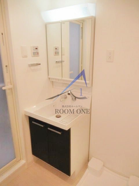 洗面設備　洗面台です。