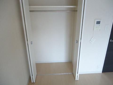 収納　クローゼット