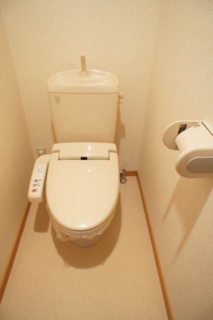 トイレ　図面と現状に相違がある場合には現状を優先