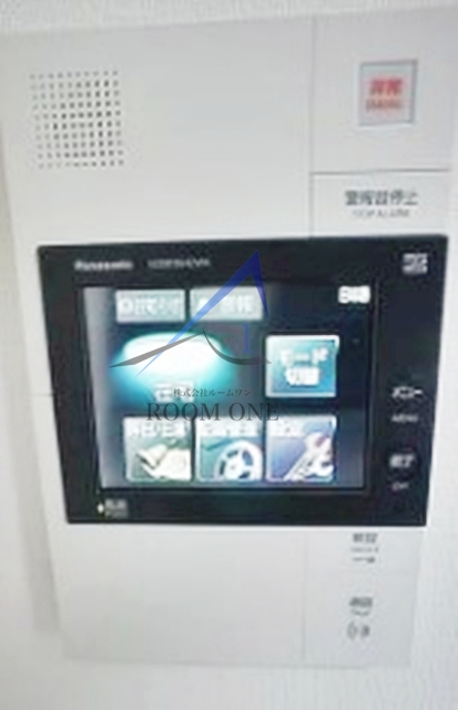 セキュリティ　モニター付きインターホンです。
