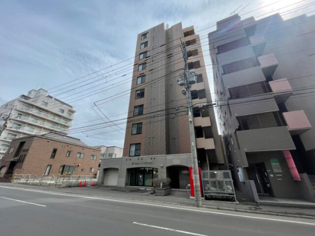 建物外観　札幌市中央区南６条西「カハラコートファースト」