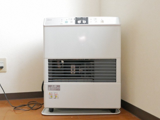 その他設備　経済的な灯油暖房完備♪