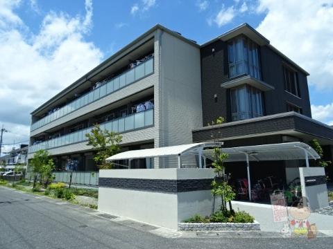 建物外観　外観写真（昼）