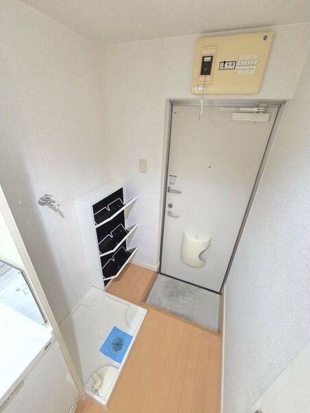 玄関　写真はイメージです。
