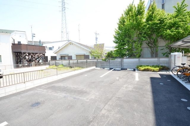 駐車場　★お問い合わせはタウンハウジングまで★