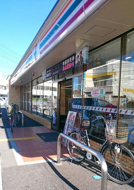 コンビニ　セブンイレブン富田林西口店（コンビニ）まで1108m