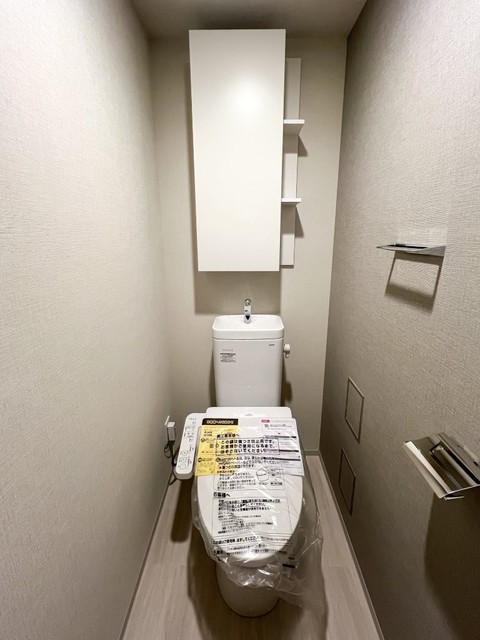 トイレ　※写真は同タイプ住戸です。