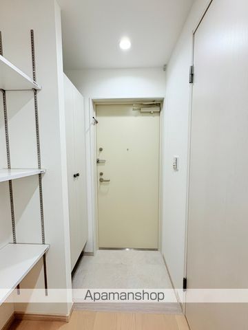 地下鉄御堂筋線 西田辺駅 徒歩10分 3階建 築1年の玄関写真