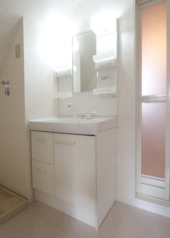 洗面設備　別部屋の画像を使用しております。