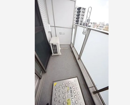 バルコニー　写真は同タイプ住居です。