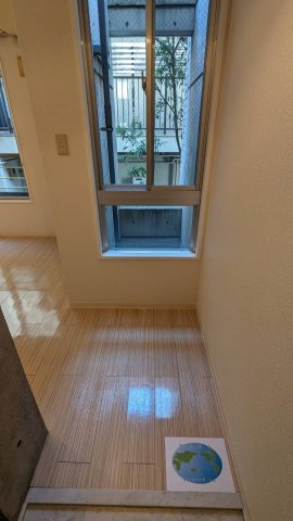 玄関　ゼスティ目黒　目黒区下目黒1