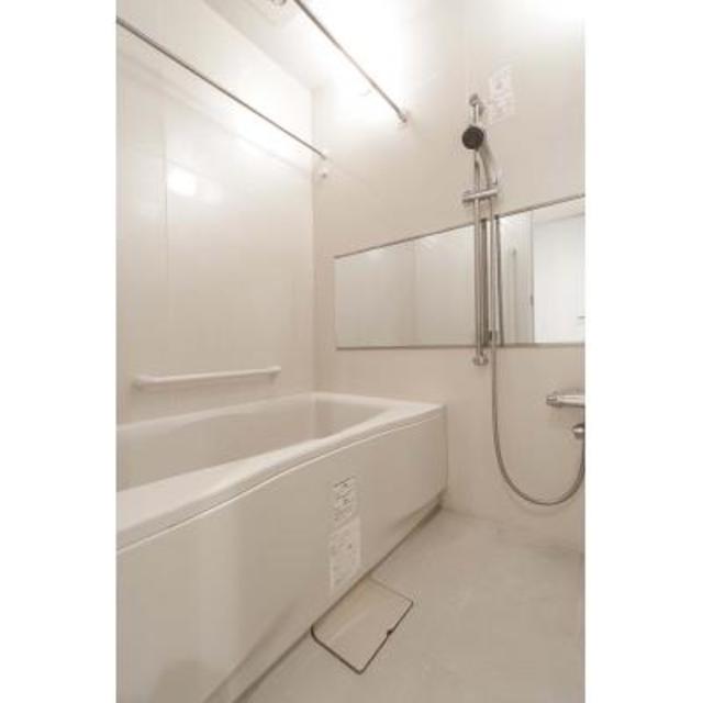 バス・シャワールーム　※写真は同タイプ住戸です。