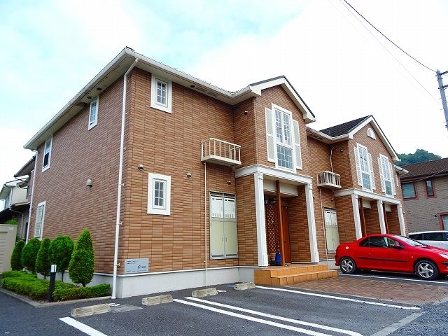建物外観　閑静な住宅街にある建物です。