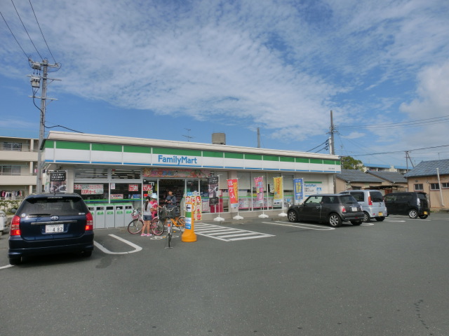 コンビニ　ファミリーマート浜松小池南店（コンビニ）まで606m
